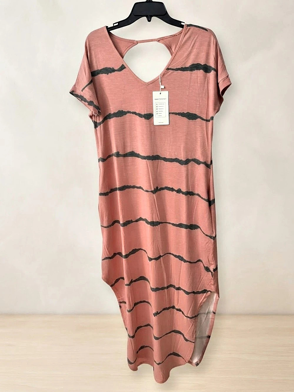 QINCAO Abstract Maxi Dress in Pink & Black Size Large NWT